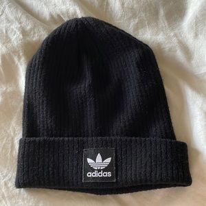 Adidas beanie